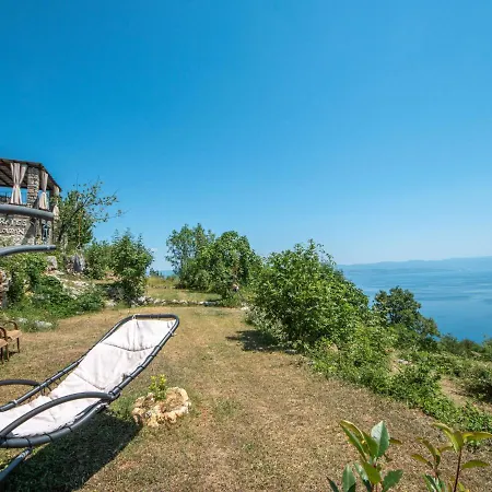 La Mer-2 By Interhome לובראן