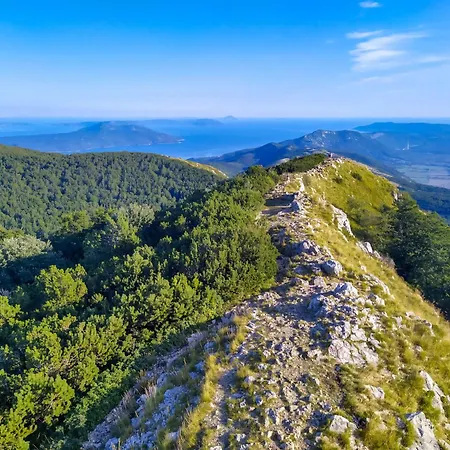 La Mer-2 By Interhome