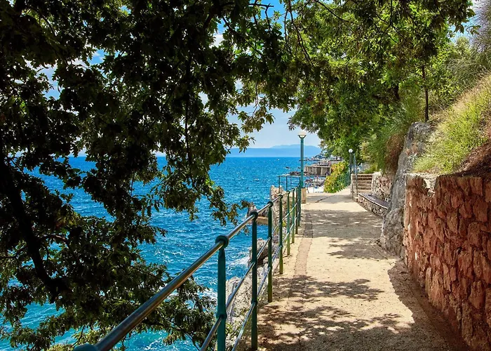 La Mer-2 By Interhome * Lovran