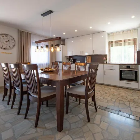 La Mer-2 By Interhome *