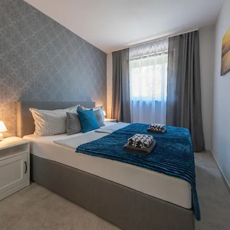 La Mer-2 By Interhome * Laurana