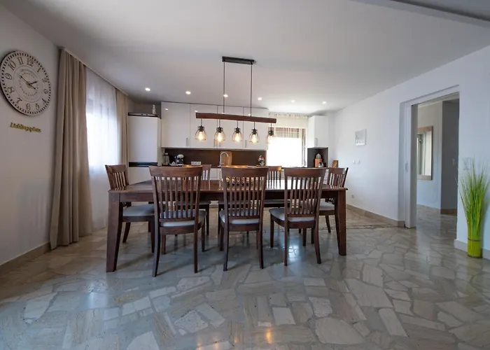 La Mer-2 By Interhome Apartmán